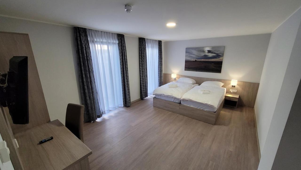 Landgasthof Kelzenberg Juchen Room photo
